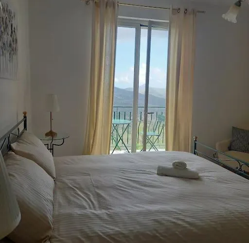 Dolce-vista Lejlighed Isnello