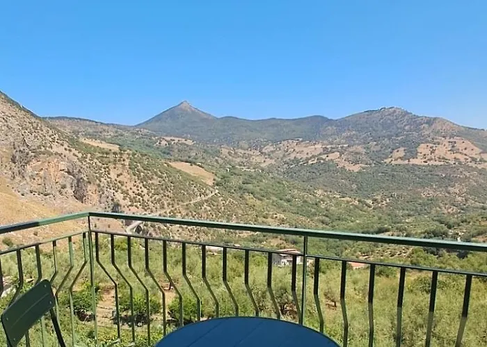 Dolce-vista Lejlighed Isnello